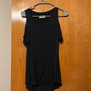 hollister off the shoulder top